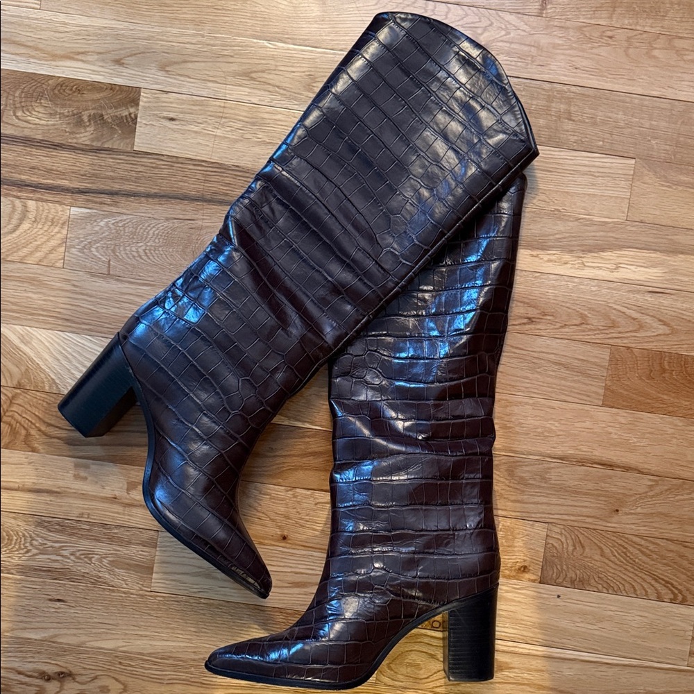 SCHUTZ Dark Brown Croc-Embossed Heeled Boots